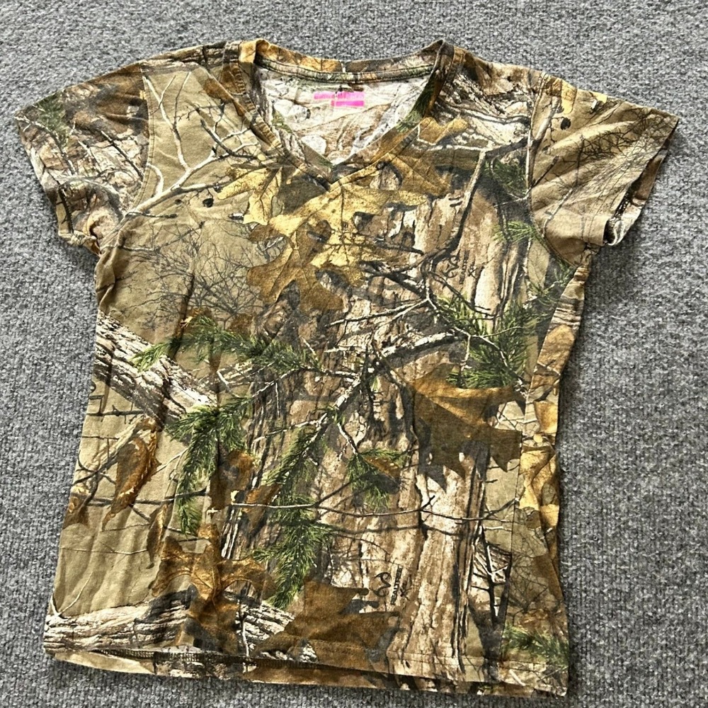 Game Winner T-Shirt Womens Size S Camo V-Neck Realtree Short Sleeve Outdoor Top